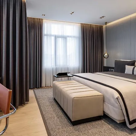 Ahc Taksim