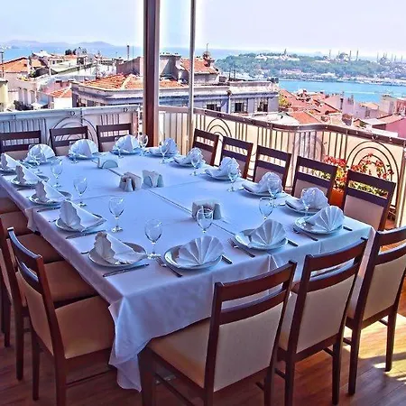 Ahc Taksim 3*