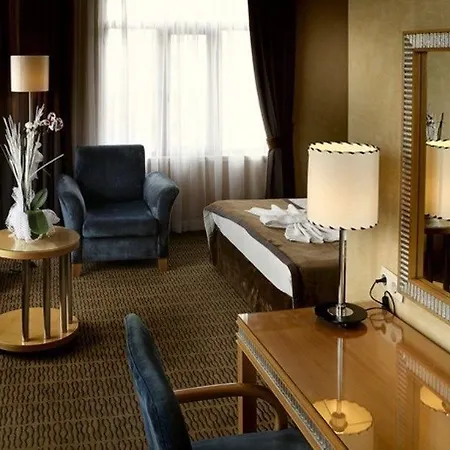 מלון Ahc Taksim Hotel-special Class